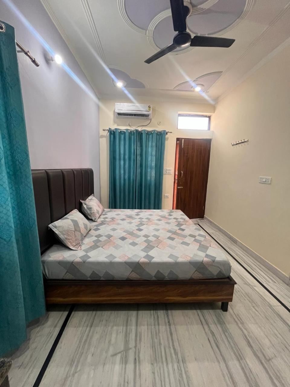 Deepak Homestay Rishīkesh Exterior foto